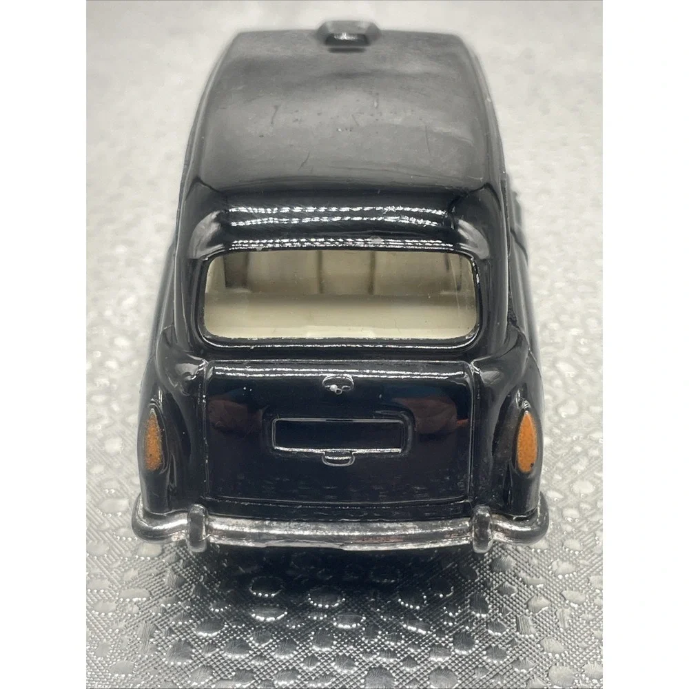 Corgi Austin London Taxi